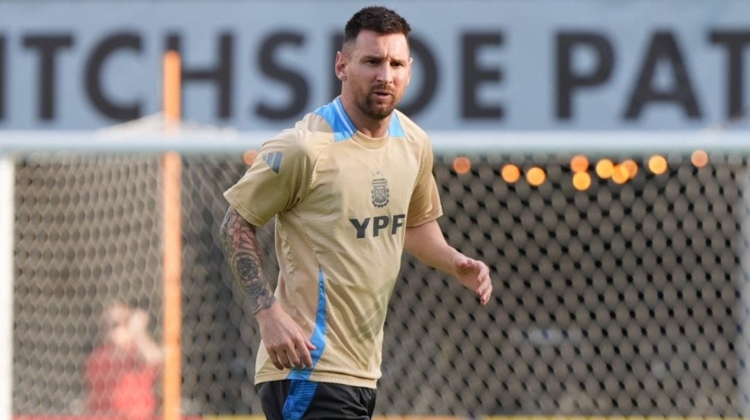 Selección argentina: Lionel Messi trabajó a la par del grupo, pero sigue en duda para el partido ante Ecuador