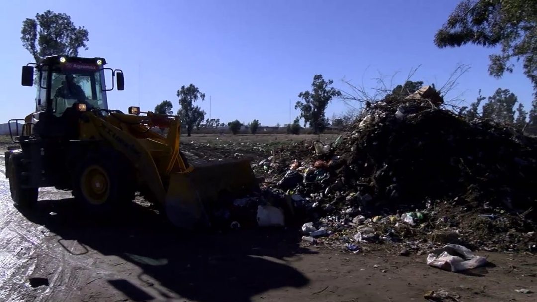 Operativos de limpieza: el Municipio trabaja en el barrio Tierras Argentinas