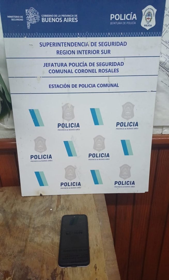 Detienen a dos mujeres por usar una aplicación bancaria “trucha”