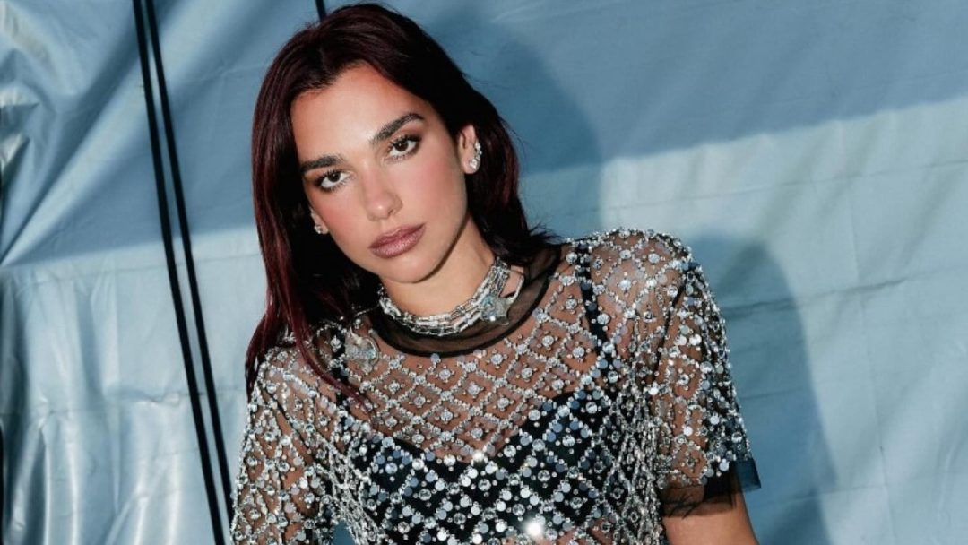 Fanática de la lectura: quién es el escritor argentino que le “voló la cabeza” a Dua Lipa