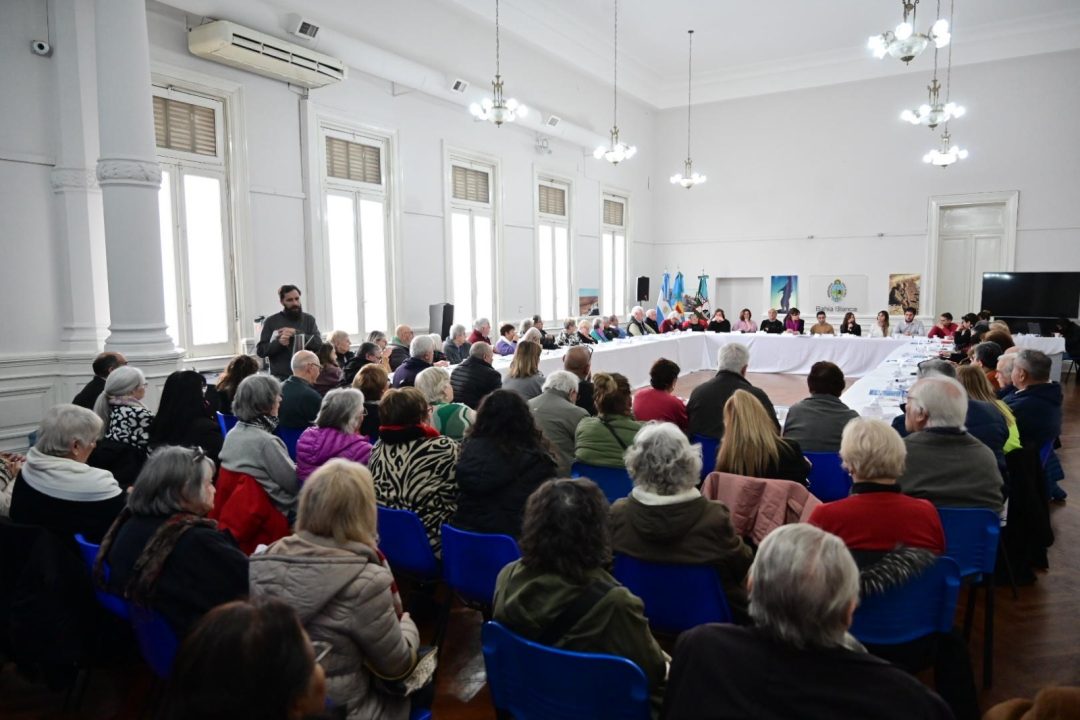 Comenzaron a entregarse los subsidios del programa de Fortalecimiento a Centros de Jubilados