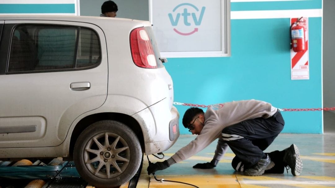 Piden que el gobierno bonaerense extienda al 100% la bonificación a jubilados en la VTV