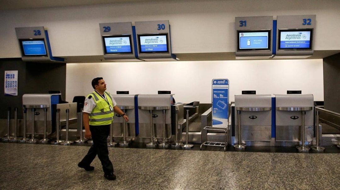 Los gremios aeronáuticos advierten que lanzarán paros y protestas en los principales aeropuertos del país