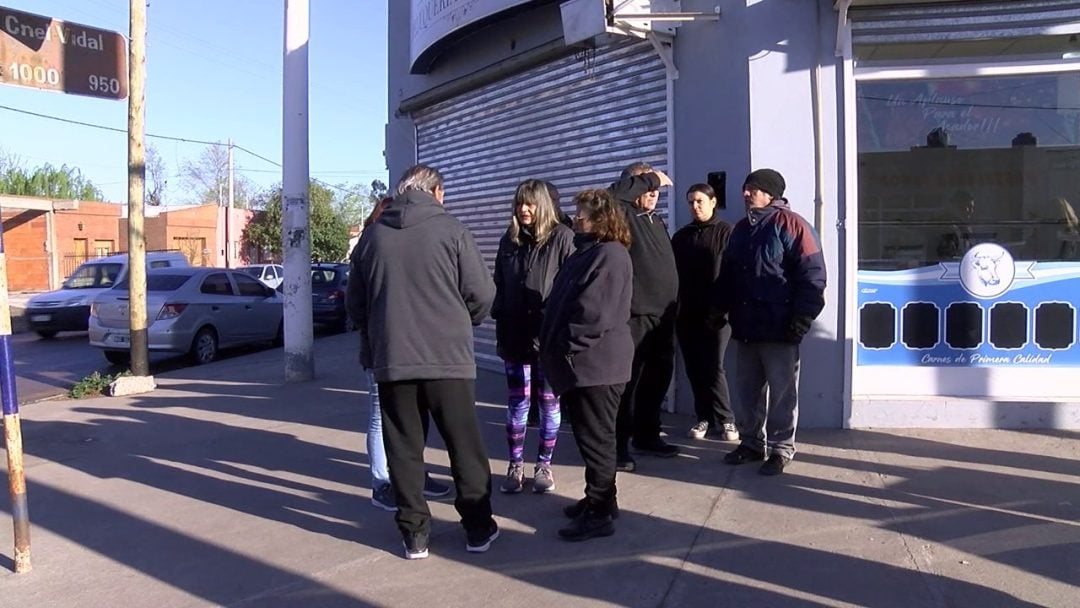 Vecinos de Loma Paraguaya, sin agua hace dos meses, amenazan con cortar la calle en protesta