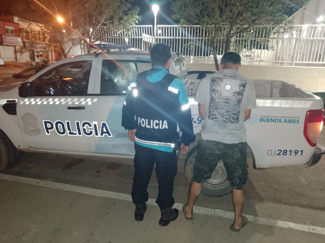 Un pelea entre tres hermanos terminó con dos de ellos detenidos y el restante en el hospital