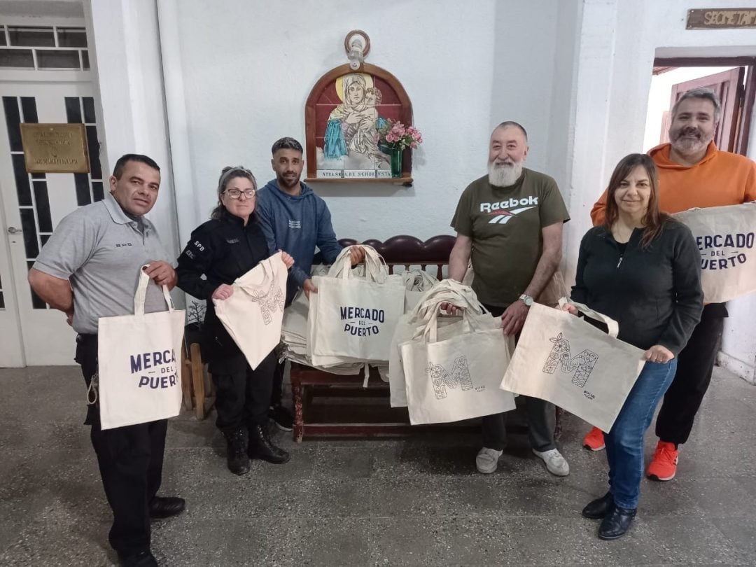 En la cárcel de Bahía Blanca elaboraron 1500 bolsas reutilizables de tela para distintas instituciones locales