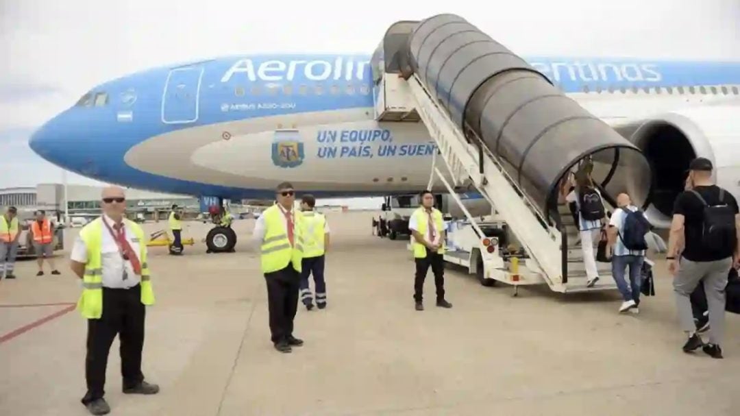 Aerolíneas Argentinas y los gremios llegaron a un acuerdo y empieza a destrabarse el conflicto aeronáutico