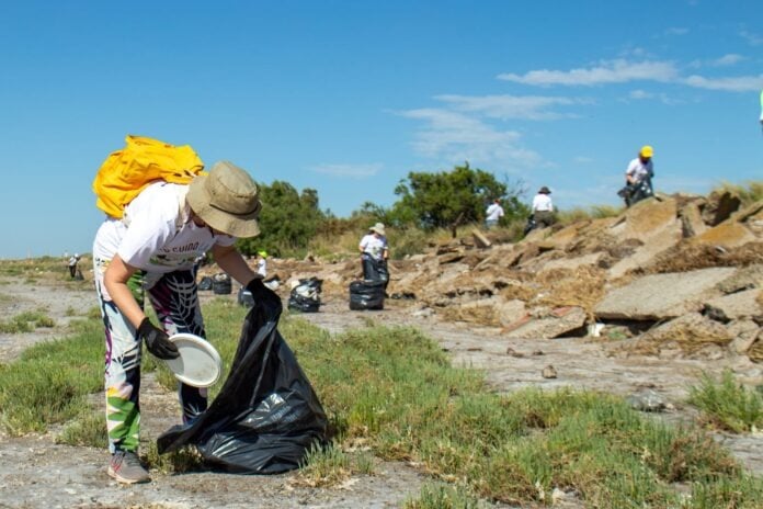 Segunda edición de la campaña de limpieza costera en la desembocadura del arroyo Napostá