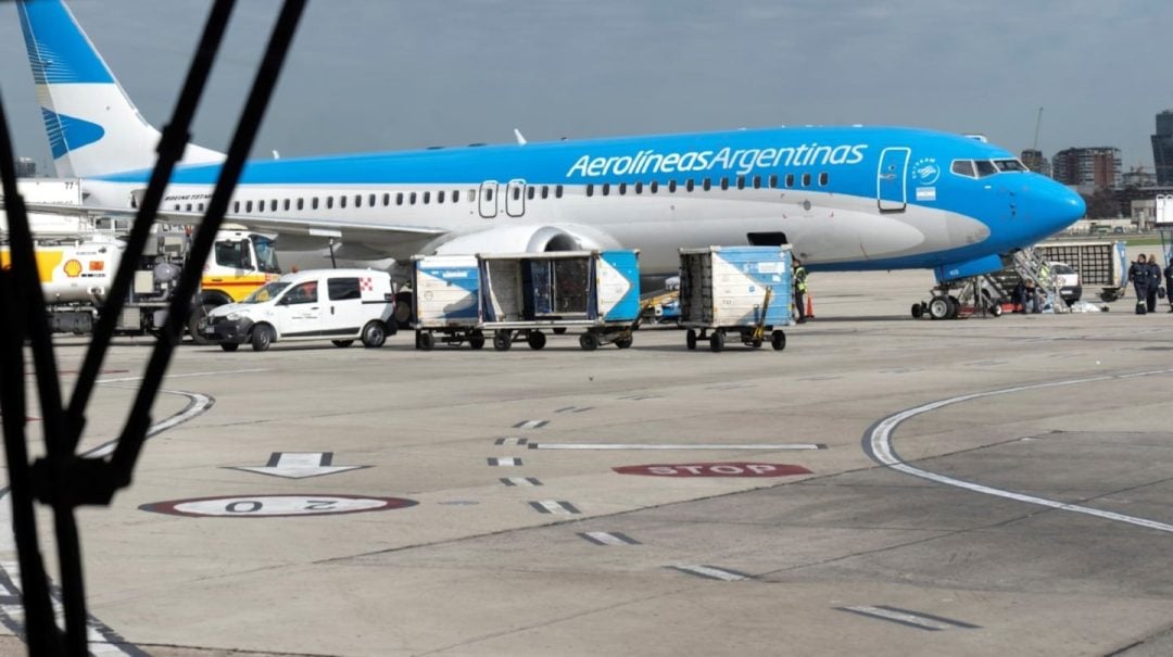 Principio de acuerdo entre los gremios aeronáuticos y el Gobierno por Aerolíneas: los puntos que negocian