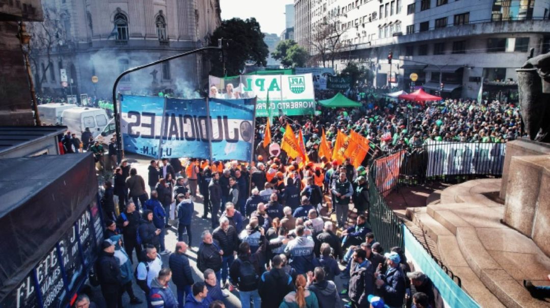 Los sindicatos más duros desafían al Gobierno y convocan a una “marcha federal” en Plaza de Mayo