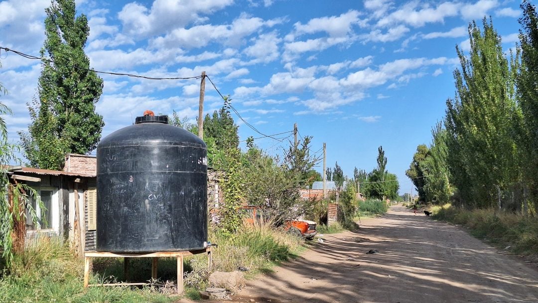 Bahía sin agua: El reclamo de vecinos del bo. Costa blanca