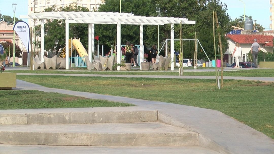 Se inauguraron las mejoras en la Plaza Pellegrini