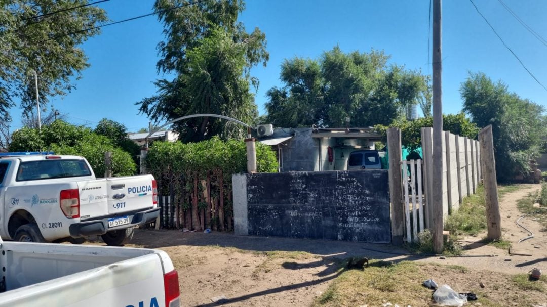 Baleó a su hermano y se tiroteó con la policía