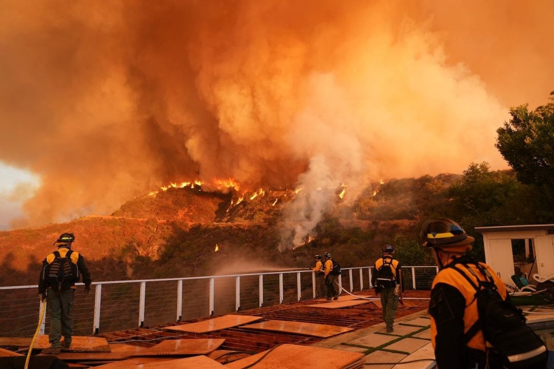 Incendios en Los Ángeles: el dato que alarma sobre el desastre que ya registra 24 muertos y 180 mil evacuados