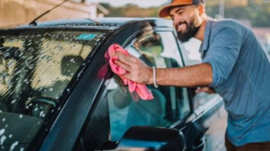 La ANMAT prohibió la venta de productos de limpieza para autos sin registro sanitario