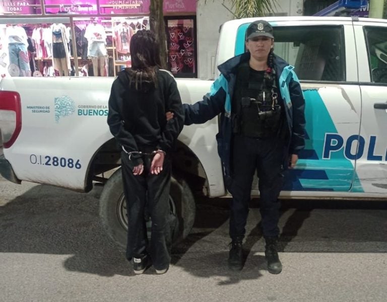 Lo quisieron matar a puñaladas: la policía detuvo a tres mujeres