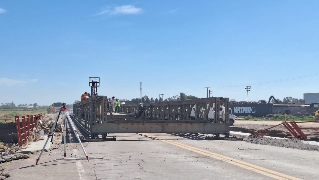 Puente modular en la ruta 3, a la altura del Balneario Maldonado