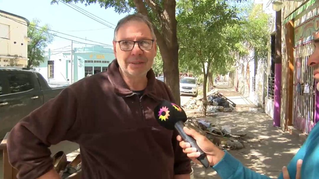 La tristeza de comerciantes de calle Corrientes tras el paso del agua